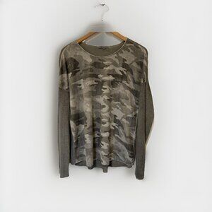 Tempo Paris M/L Grey Camo Print Long Sleeve Lightweight Travel Friendly Top